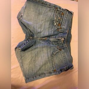 True Religion booty shirts size 30